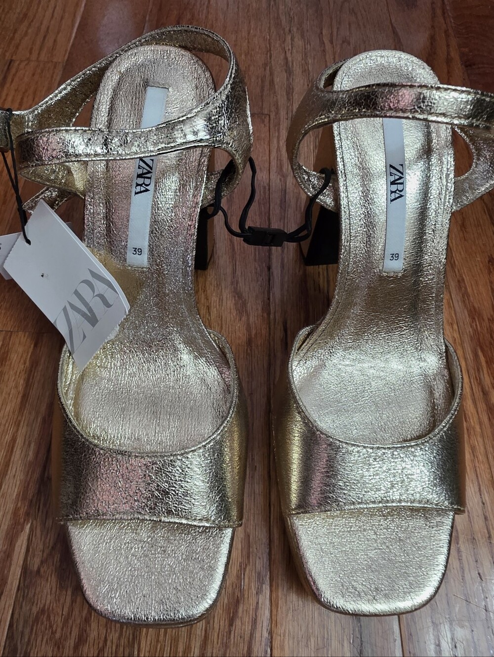 NWT Zara Gold Metallic Platform Block Heel Sandals Size 8/39 - Picture 2 of 3
